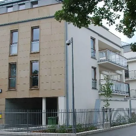 Park Center B&f * Poznań