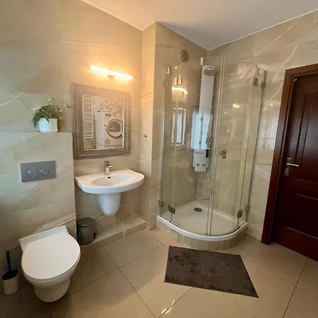 Park Center B&f * Poznan