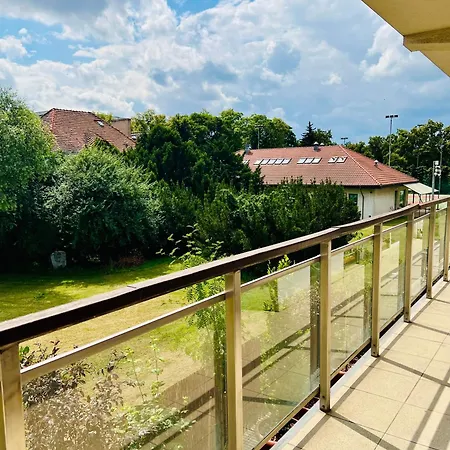 Park Center B&f * Poznan